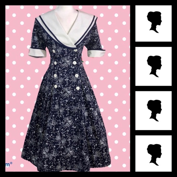 Vintage Dresses & Skirts - Vintage Shelly Michaels Floral Navy Dress